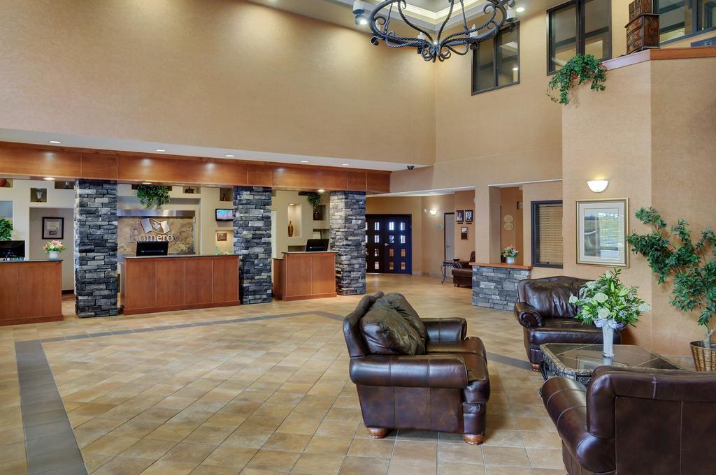 Pomeroy Inn & Suites Fort St. John Esterno foto